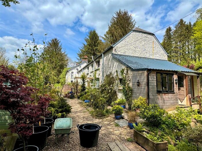 9 Bedroom Barn Conversion For Sale In Minyrafon, Llanwrda, Carmarthenshire, SA19