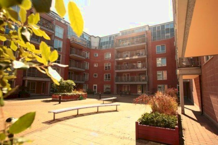 2 Bedroom Flat To Rent In Warstone Lane, Birmingham, B18