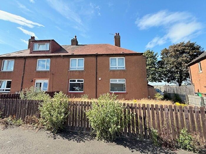 2 Bedroom Flat For Sale In Raven Crescent, Buckhaven, KY8