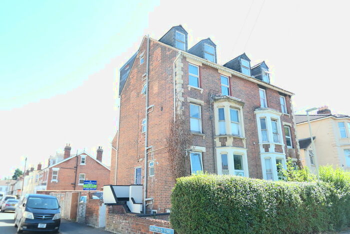 1 Bedroom Flat To Rent In Midland Road, Gloucester, GL1