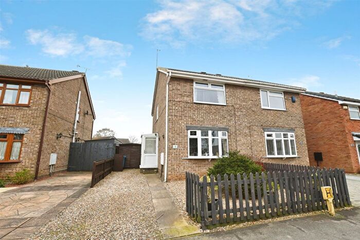 2 Bedroom Semi-Detached House For Sale In Evergreen Drive, Hull, HU6
