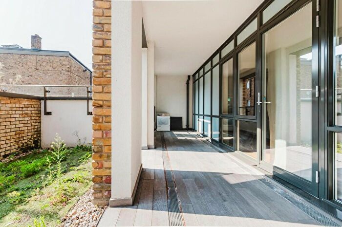 2 Bedroom Apartment To Rent In St. Edmunds Terrace, London, NW8
