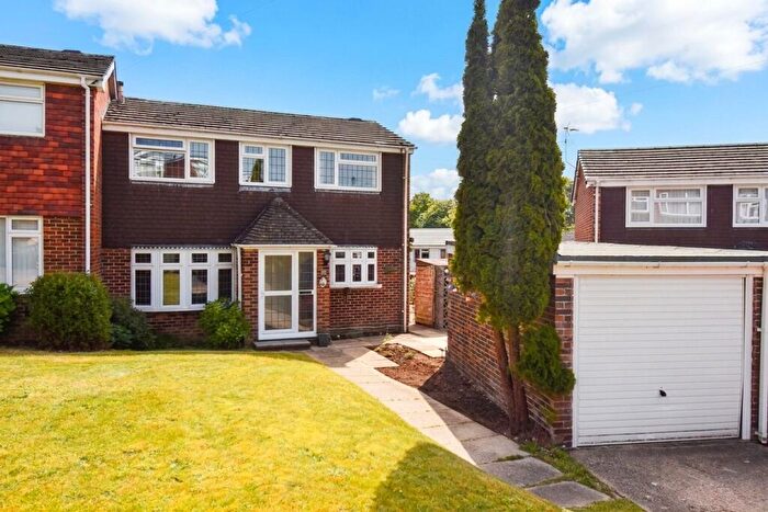 3 Bedroom End Of Terrace House For Sale In Beresford Road, Chandler's Ford, SO53