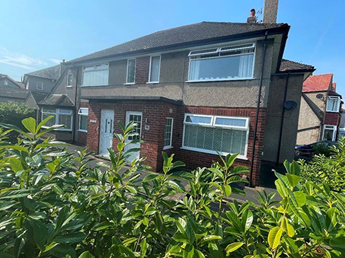 2 Bedroom Flat For Sale In Happy Mount Drive, Bare, Morecambe, LA4