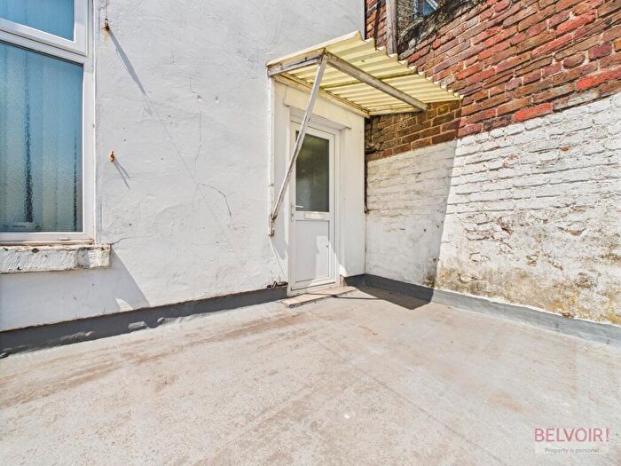 2 Bedroom Duplex To Rent In County Road, Walton, Liverpool, L4