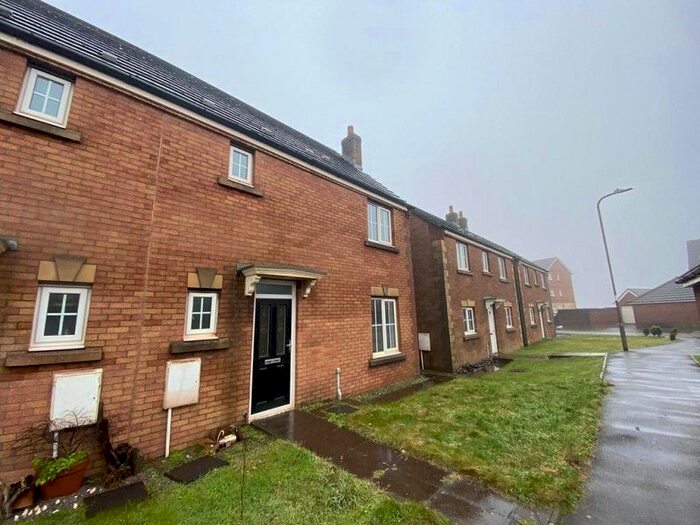 3 Bedroom End Of Terrace House To Rent In Mariners Quay, Port Talbot, Neath Port Talbot., SA12