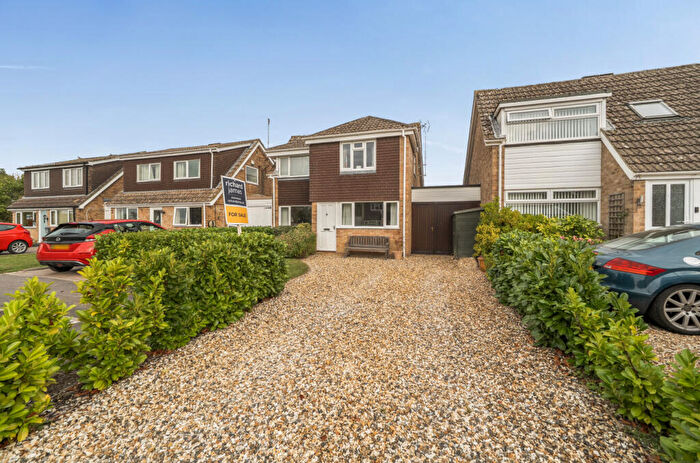 4 Bedroom Detached House For Sale In Kilda Road, Highworth, Swindon, SN6