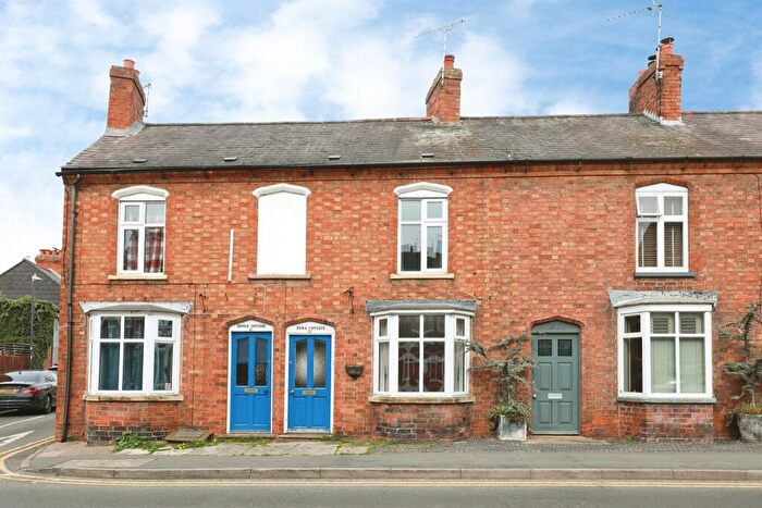 3 Bedroom Cottage For Sale In Warwick Road, Wellesbourne, Warwick, CV35