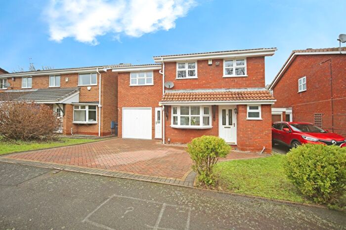 5 Bedroom Detached House For Sale In Stableford Close, Harborne, Birmingham, B32