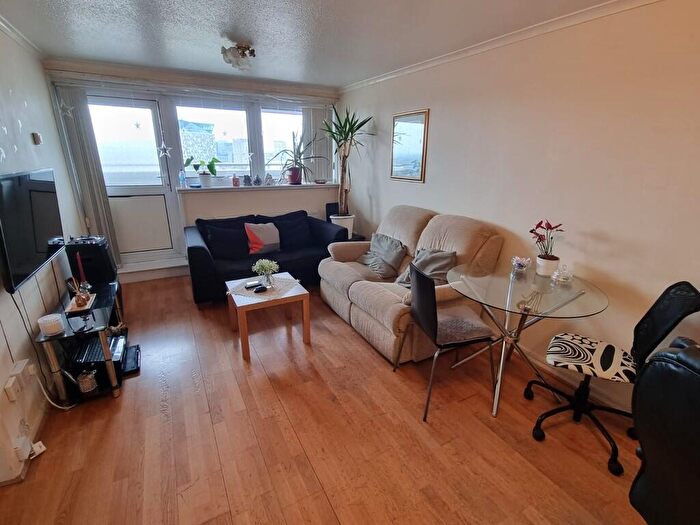 1 Bedroom Flat To Rent In Clydesdale Tower, City Centre, B1