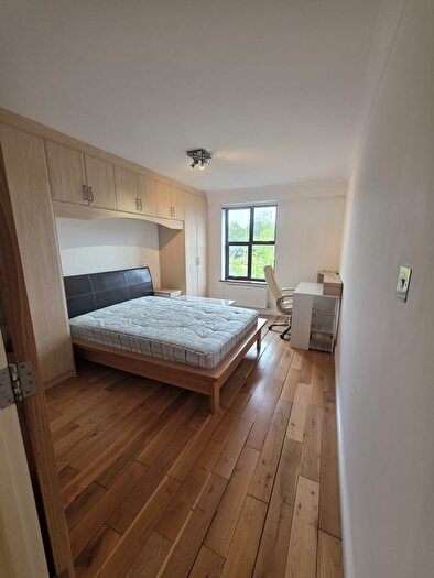 2 Bedroom Flat To Rent In Copperfield Road, London, E3
