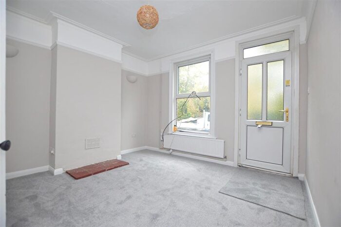 3 Bedroom Terraced House To Rent In Bowthorpe Road, Norwich, NR2