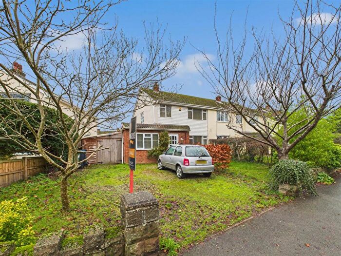 3 Bedroom Semi Detached House For Sale In Church Street, Hampton Lucy, Warwick, CV35