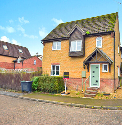 3 Bedroom Semi-Detached House To Rent In Ash Grove, Dunmow, Essex, CM6