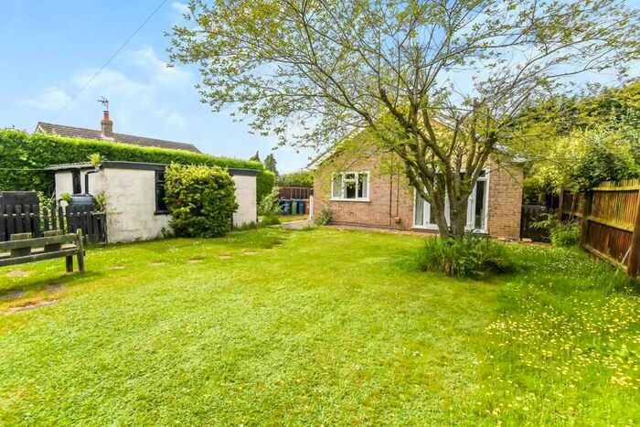 3 Bedroom Detached Bungalow For Sale In Bedford Row, Foul Anchor, Wisbech, Cambs, PE13
