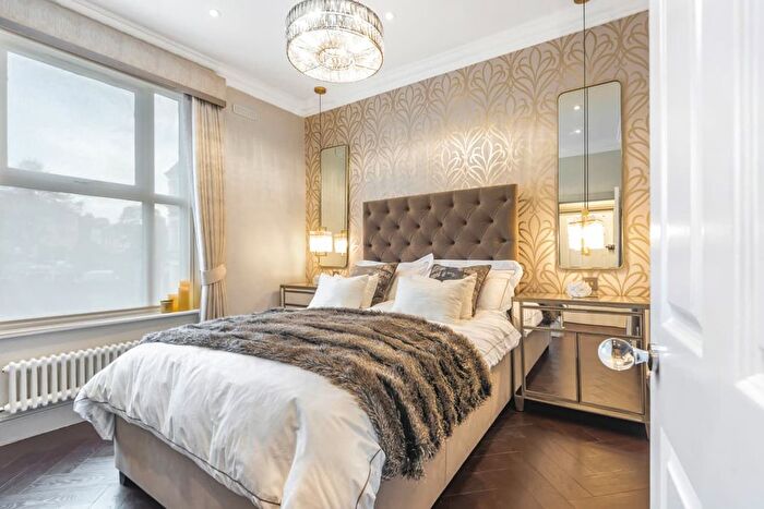 1 Bedroom Flat To Rent In Waldram Crescent, London, SE23