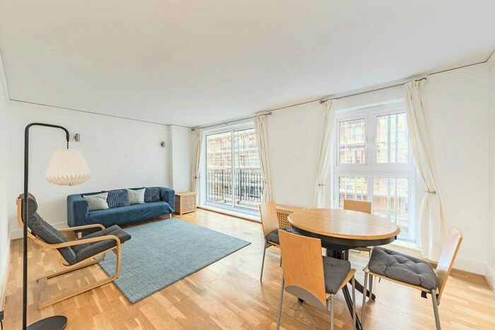 2 Bedroom Flat To Rent In Victoria Street, London, SW1H