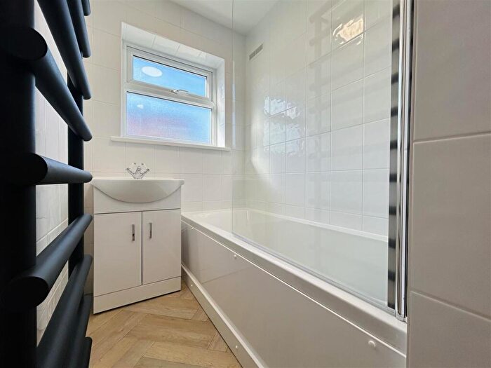 2 Bedroom End Of Terrace House To Rent In Station Road, Kirby Cross, Frinton-On-Sea, CO13
