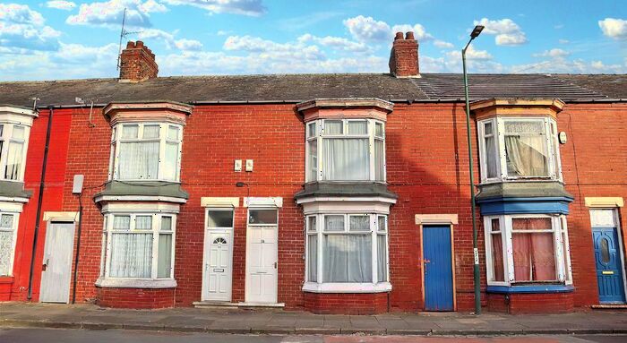 3 Bedroom Terraced House For Sale In King Street, South Bank, Middlesbrough, TS6