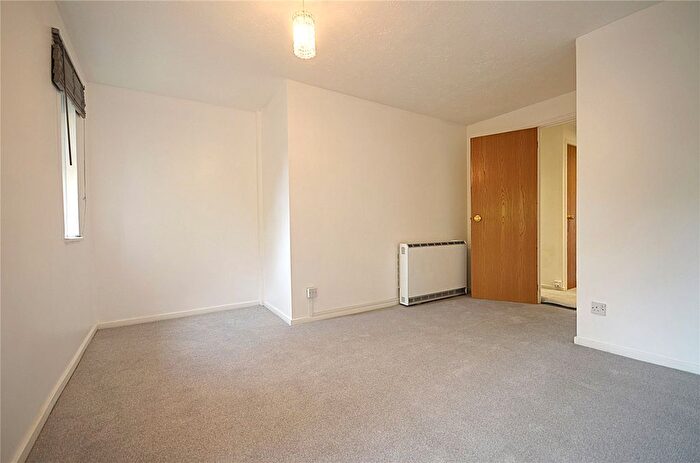 1 Bedroom Maisonette To Rent In Hookwood, Surrey, RH6