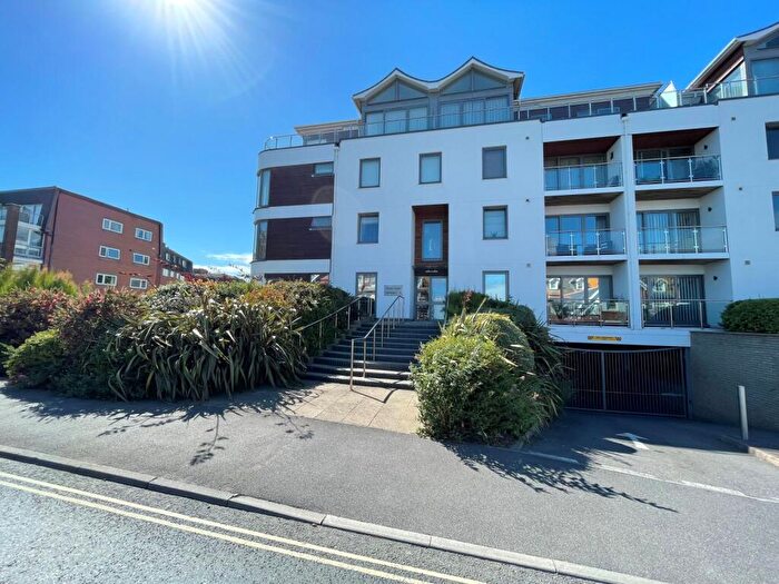 1 Bedroom Flat To Rent In Weymouth, DT4