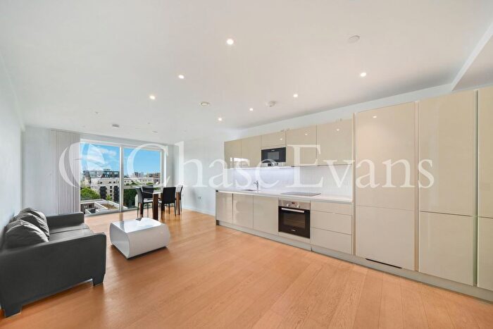 1 Bedroom Flat For Sale In Baldwin Point, Sayer Street, Elephant Amp; Castle, London, SE17