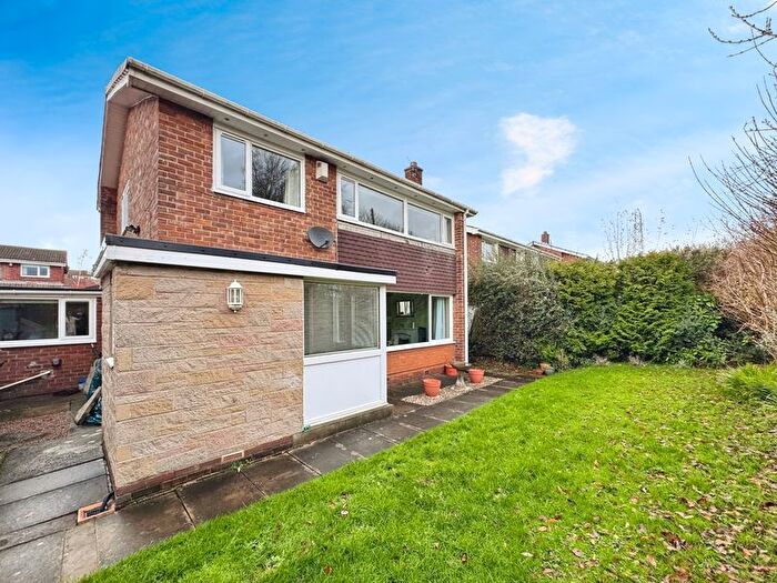 3 Bedroom Detached House For Sale In Ponthaugh, Rowlands Gill, NE39