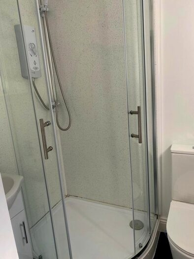 Studio To Rent In Craigdale Road, Romford, RM11