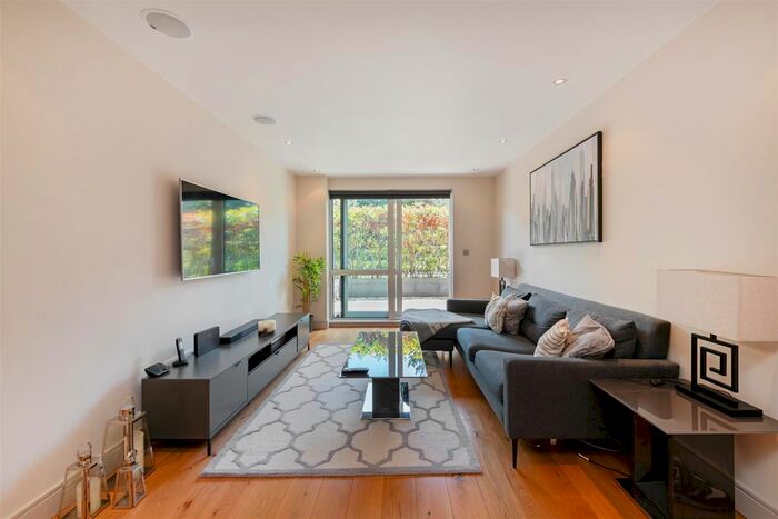 1 Bedroom Flat To Rent In Doulton House, Park Street, London, SW6