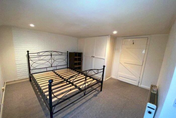 1 Bedroom Property To Rent In Henwood Green Road, Tunbridge Wells, TN2