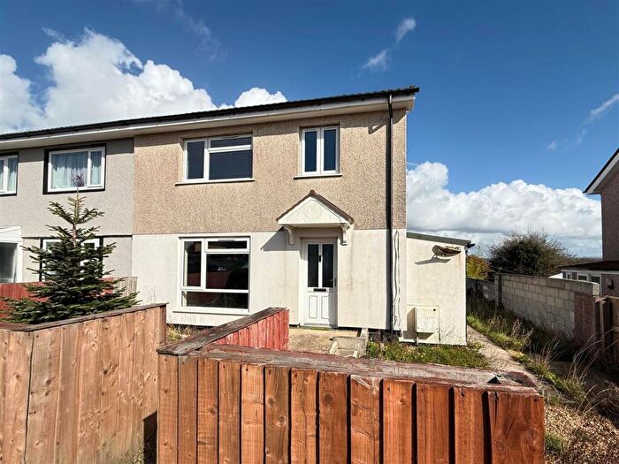 3 Bedroom Semi-Detached House For Sale In Kings Tamerton Road, Honicknowle, Plymouth, PL5