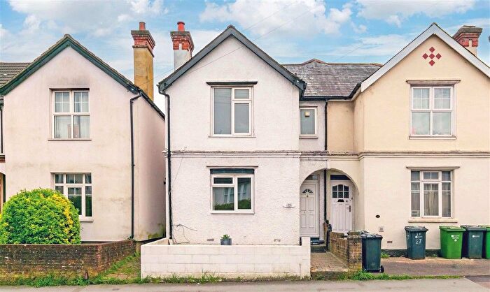 3 Bedroom Semi Detached House For Sale In Madrid Road, Guildford, GU2