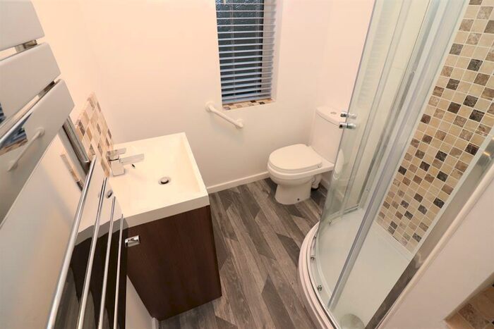 1 Bedroom Flat To Rent In Owlet Hall Road, Darwen, BB3