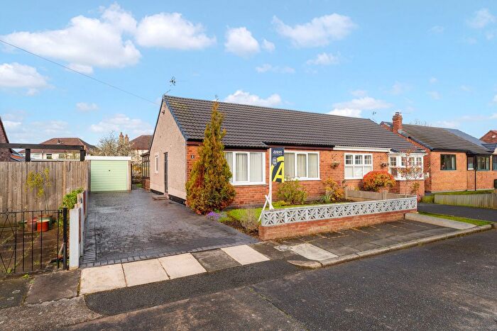 2 Bedroom Semi-Detached Bungalow For Sale In Cleveleys Avenue, Widnes, WA8