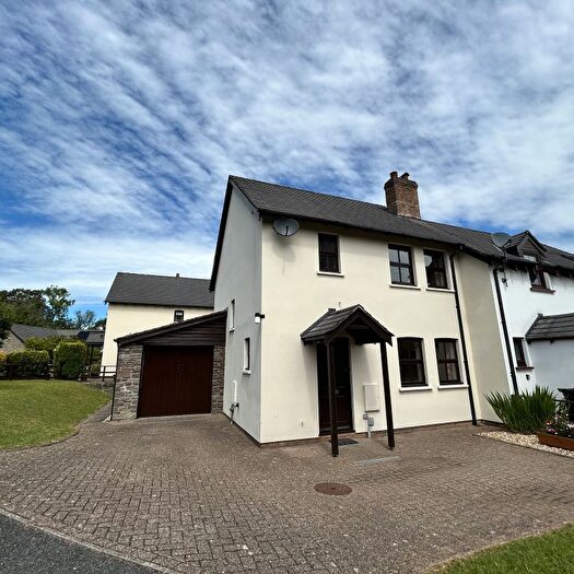 3 Bedroom Semi-detached House For Sale In Meadow Side, Llanspyddid, Brecon, Powys., LD3