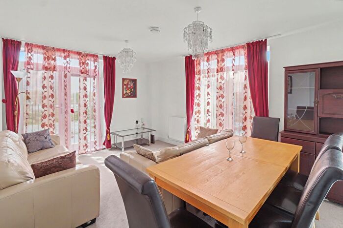 2 Bedroom Flat For Sale In Trinity Walk, Derby, DE1