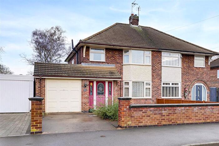 3 Bedroom Semi-Detached House For Sale In Seaburn Road, Toton, NG9