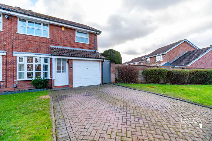 3 Bedroom Semi Detached House For Sale In Retford Drive, Sutton Coldfield, B76