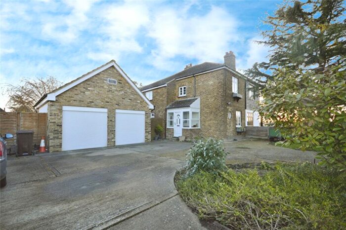 3 Bedroom Semi-Detached House For Sale In Ratcliffe Highway, St. Mary Hoo, Rochester, Kent, ME3