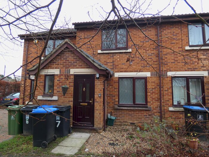 2 Bedroom Property To Rent In Latimer Close, Maybury, Woking, Surrey, GU22