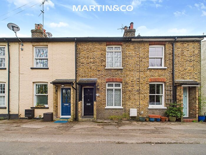 3 Bedroom Terraced House For Sale In Manor Place, Staines-Upon-Thames, TW18