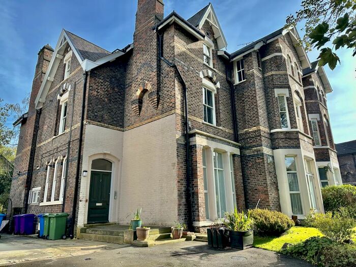 1 Bedroom Apartment To Rent In Alexandra Drive, L17