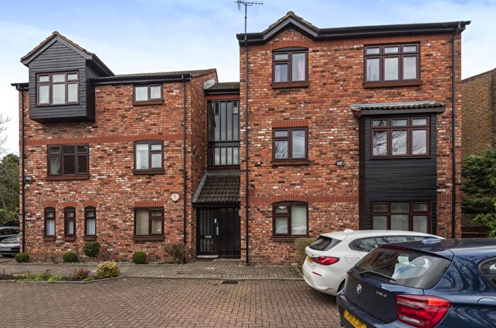 2 Bedroom Apartment To Rent In Glenshee Close, HA6