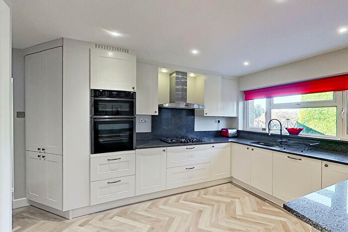 5 Bedroom Detached House For Sale In Carlton Close, Sutton Coldfield, B75