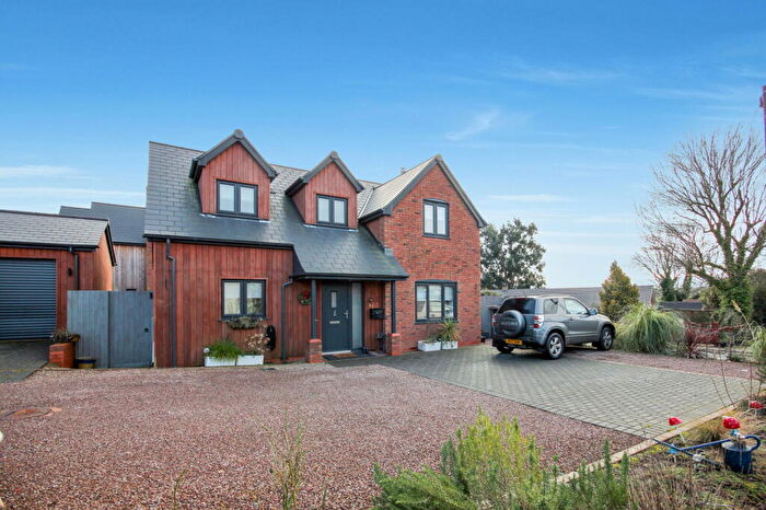 3 Bedroom Detached House For Sale In Bine Lane, Rock, Kidderminster, DY14