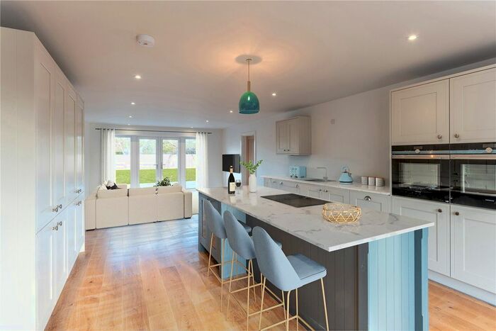 5 Bedroom Detached House For Sale In Brookfields, Gransmore Green, Felsted, Dunmow, CM6