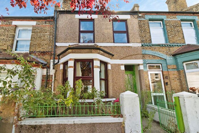 2 Bedroom Terraced House For Sale In Liffler Road, London, SE18