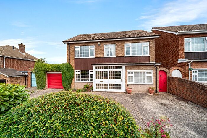 4 Bedroom Detached House For Sale In St. Francis Avenue, Gravesend, Kent, DA12