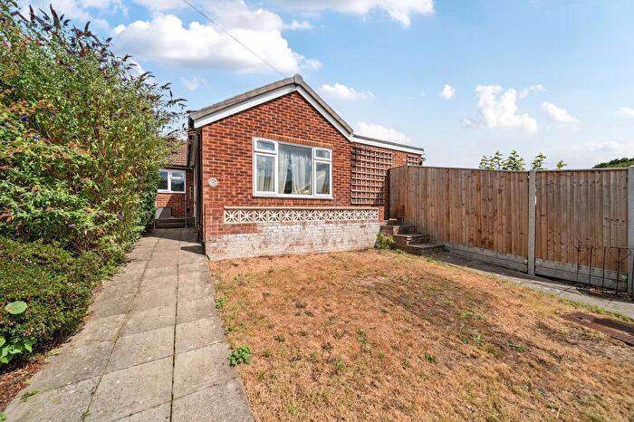 3 Bedroom Semi-Detached Bungalow For Sale In Woking, Surrey, GU21