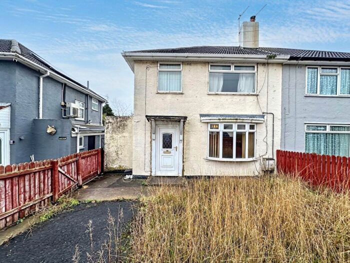 3 Bedroom Semi-Detached House For Sale In Grange Avenue, Houghton Le Spring, Tyne And Wear, DH4